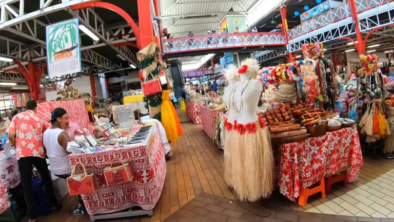 shopping in Papeete Market